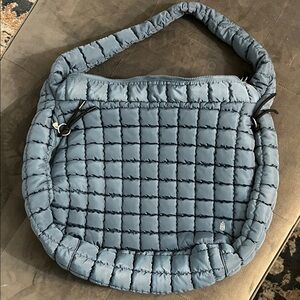 Women’s FP Movement Quilted carryall bag